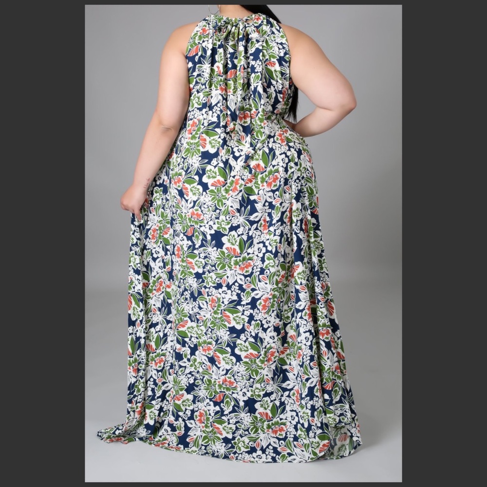 Floral Maxi Dress - Picture 2 of 3